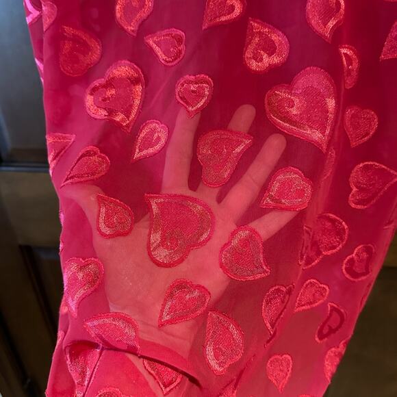 Sophia by Delicates Women’s XL Sheer Red Valentine Button Up Short Gown - Picture 7 of 7